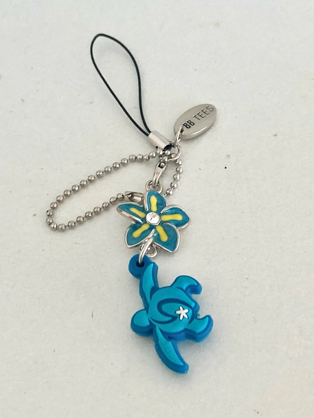 88 Tees nwot Blue Turtle & Flower Hawaii Phone Charm